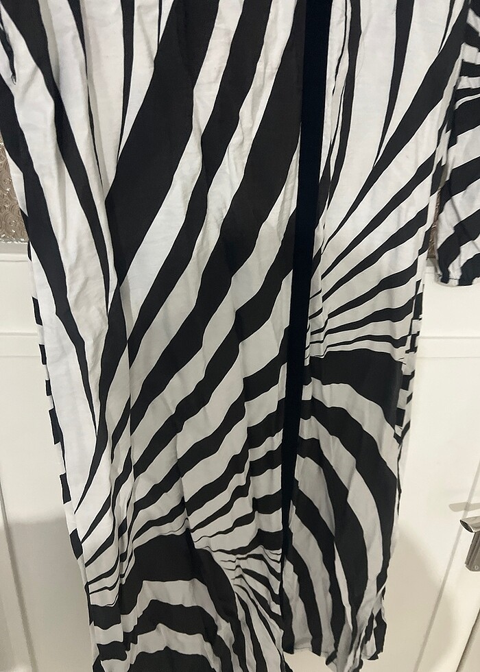 Elbise olarak da kullanılabilir - Görsel 4