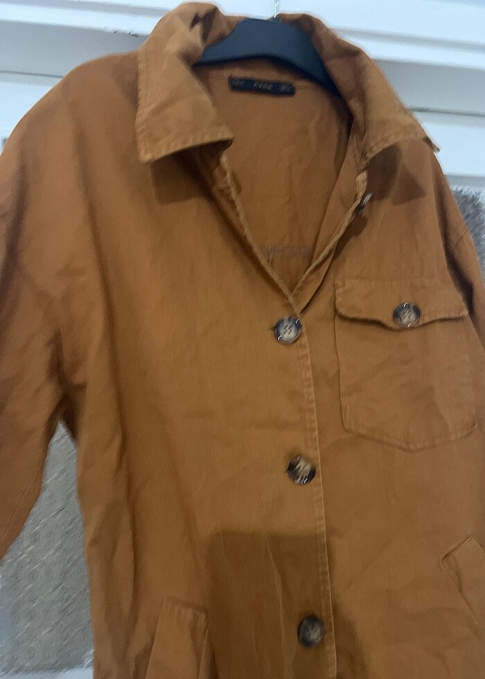 Ürün sayılı giyilmiştir güzel bir ceket - Görsel 3