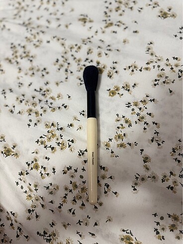 Beden Renk Bobbi Brown Pudra Fırçası