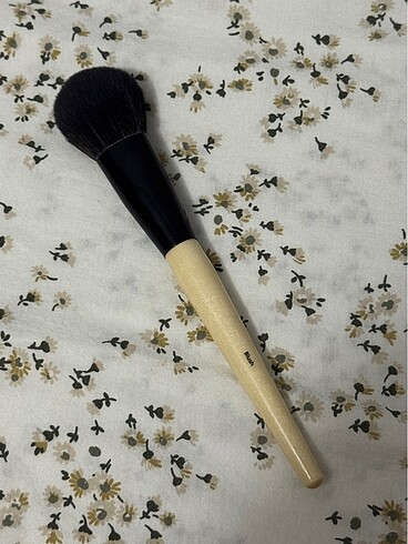 Beden Bobbi Brown Allık Fırçası