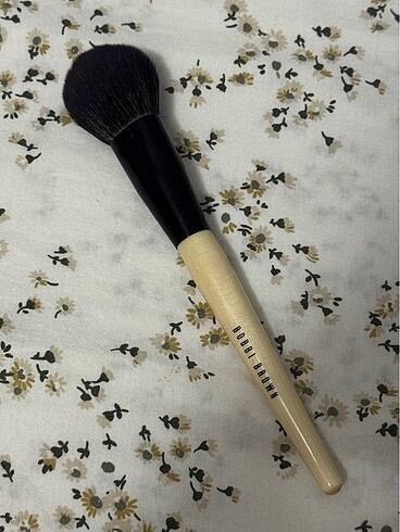 Bobbi Brown Bobbi Brown Allık Fırçası
