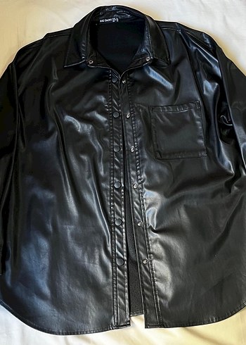 Düğmeli Siyah Parlak Deri Kadın Ceket - Görsel 5