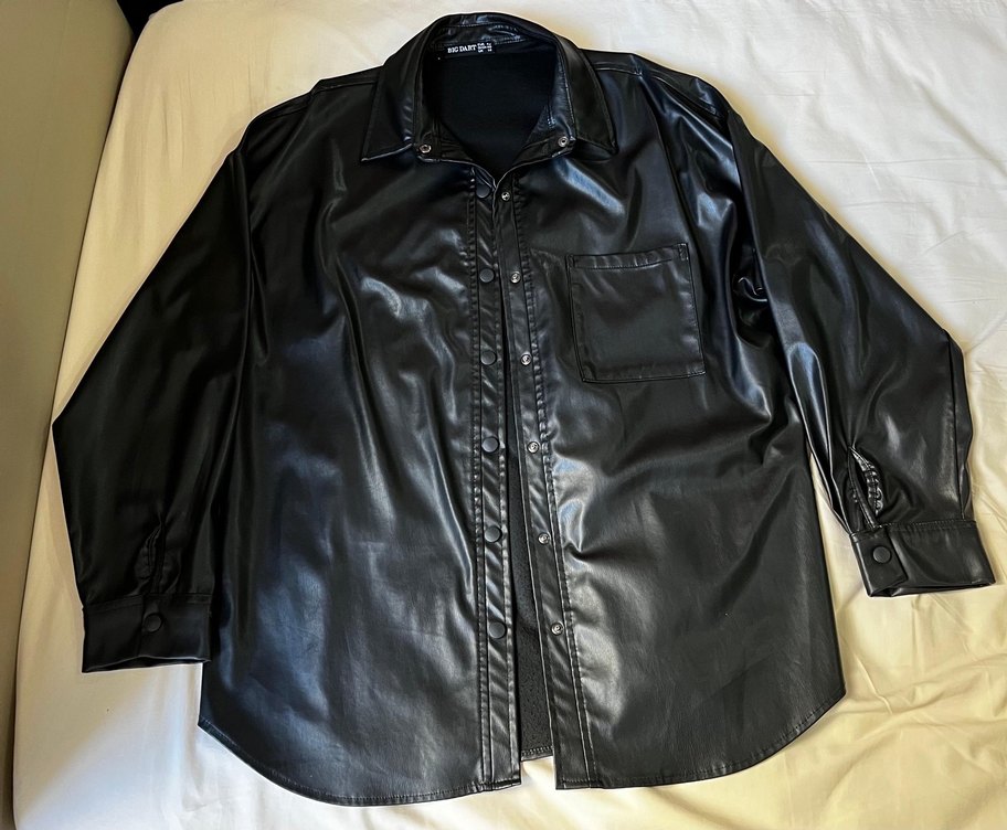 Düğmeli Siyah Parlak Deri Kadın Ceket - Görsel 5