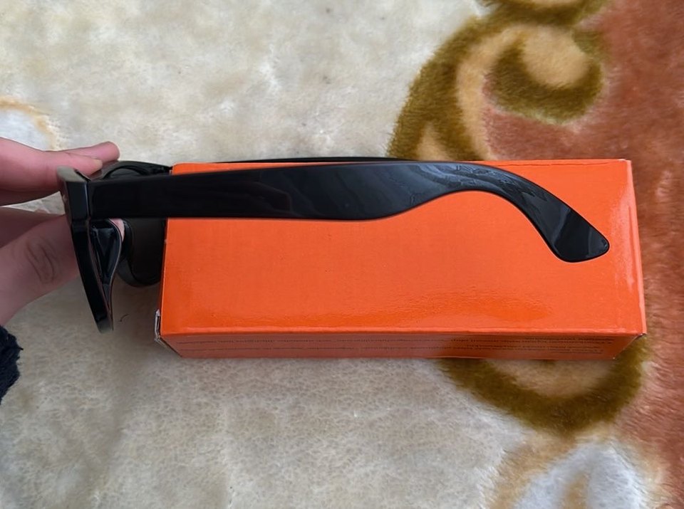 Kadın Siyah Güneş Gözlüğü - Görsel 2