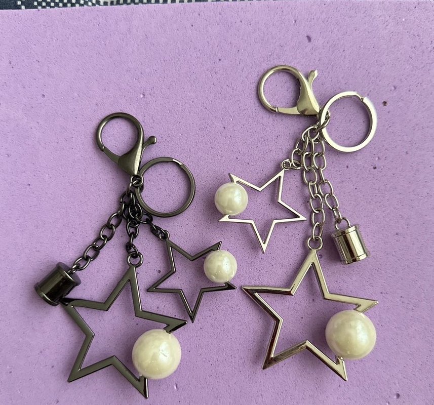 Zincir Detaylı Yıldız Figürlü Anahtarlık - Görsel 2
