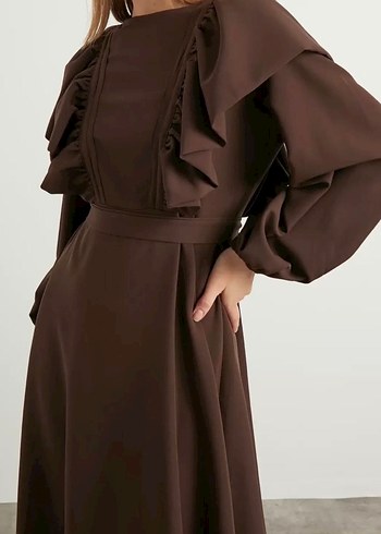 Birgül Bektaş Kahverengi Elbise - Görsel 2