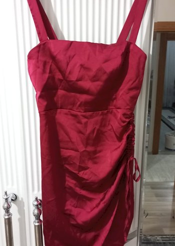 38 Beden Kırmızı Mini Abiye Elbise