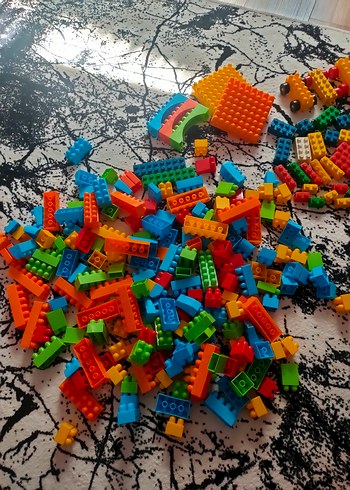 Ikea Renkli Lego Harf ve Parça Seti