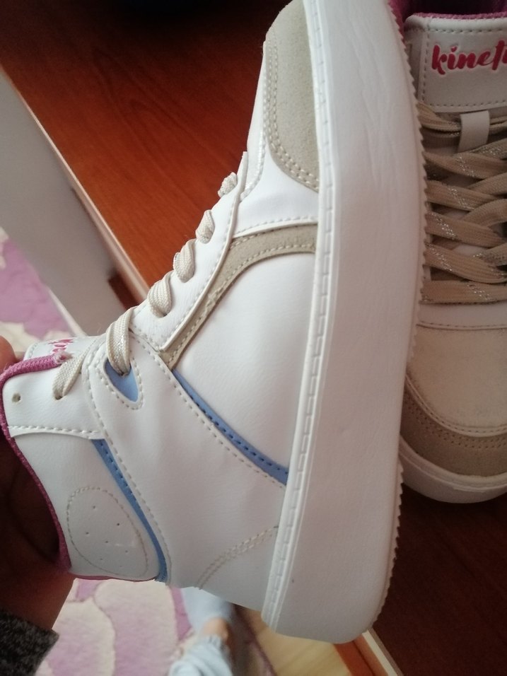 Kinefix Beyaz Bağcıklı Kız Spor Ayakkabı - Görsel 2