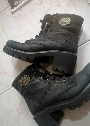 Siyah Tokalı Blok Topuklu Kadın Bot - Görsel 2