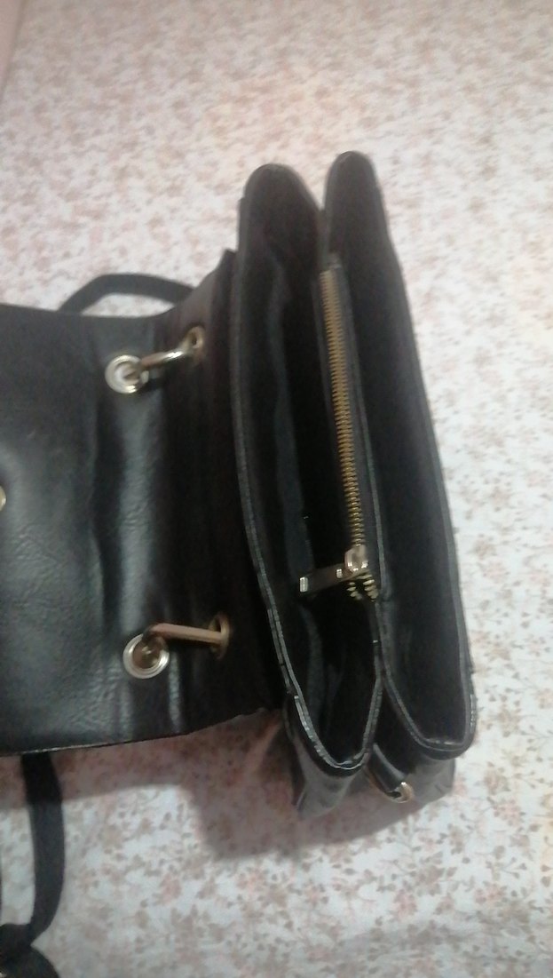 Klasik Siyah Deri Kadın Çantası - Görsel 3