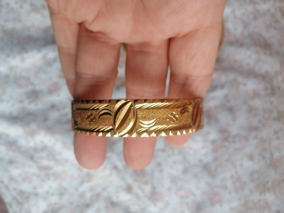 Altın Renkli Tokalı Kadın Bileklik Seti - Görsel 3