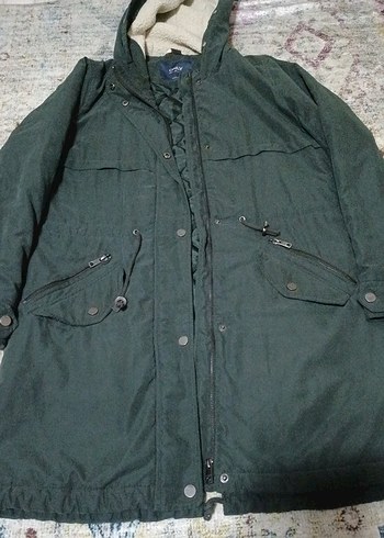 Zara Haki Mont Kaban
