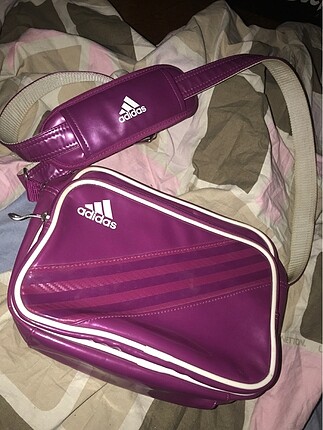 Orjinal mor adidas çanta