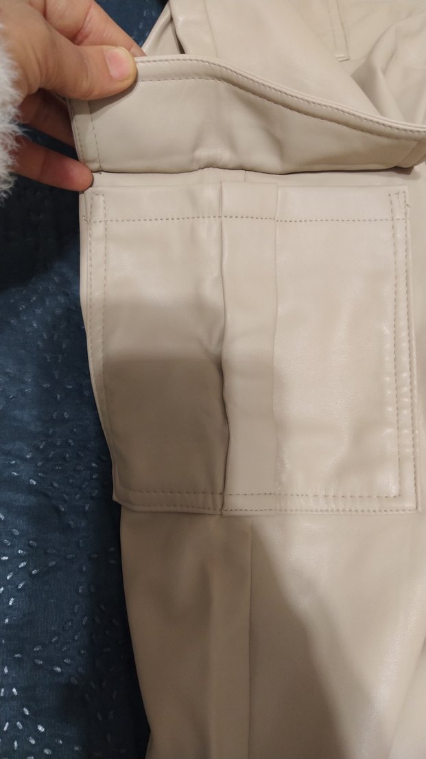 Bej Kadın Kemerli Rahat Kesim Pantolon - Görsel 2