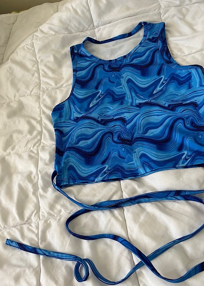 Batık desen ipli halter yaka crop - Görsel 3