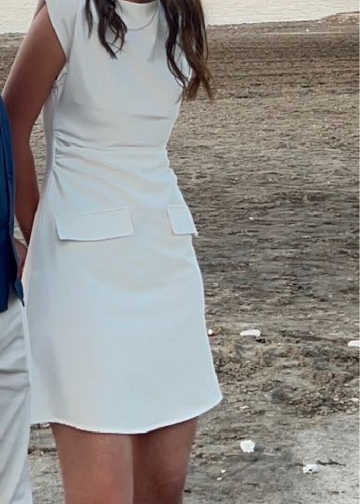 beyaz drapeli elbise - Görsel 2