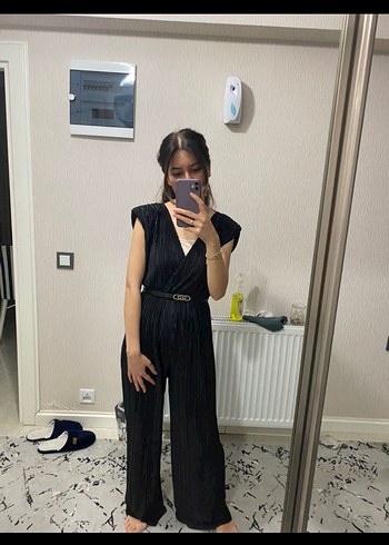 Kadın Siyah Pilili Uzun Tulum - Görsel 3