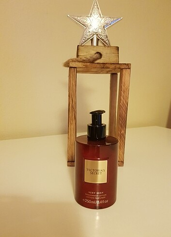 Victoria's Secret Very Sexy Fragrance Lotion 250ml Parfümlü Losy