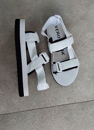 37 Beden beyaz Renk Vero Moda sandalet
