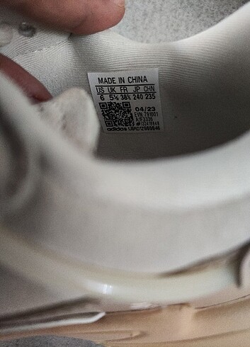 38,5 Beden ten rengi Renk Adidas Ozweego ayakkabı