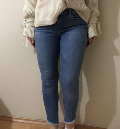 İPEKYOL KESİK PAÇA PANTOLON