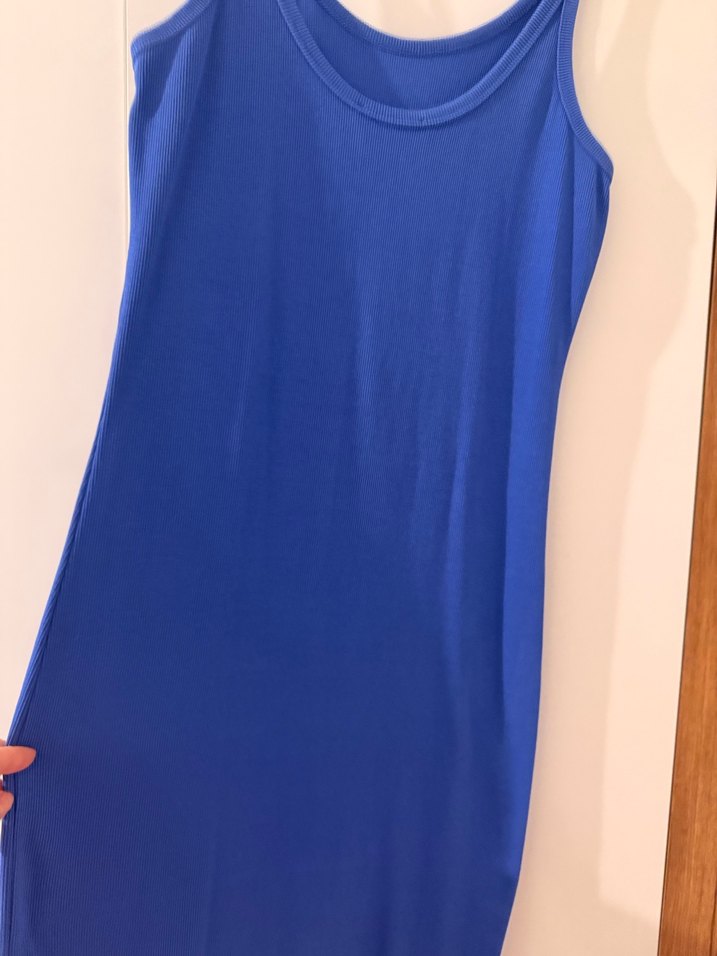 Mavi V Yaka Uzun Kolsuz Elbise - Görsel 2