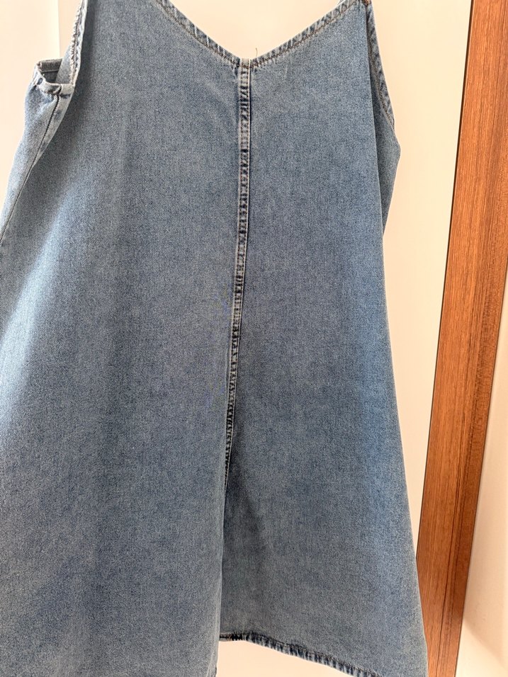 V Yaka Düğmeli Midi Kot Elbise - Görsel 3