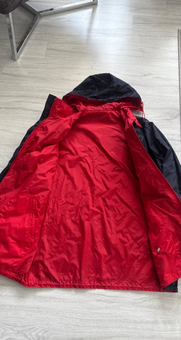 Kırmızı Astarlı Siyah Erkek Yağmurluk - Görsel 2