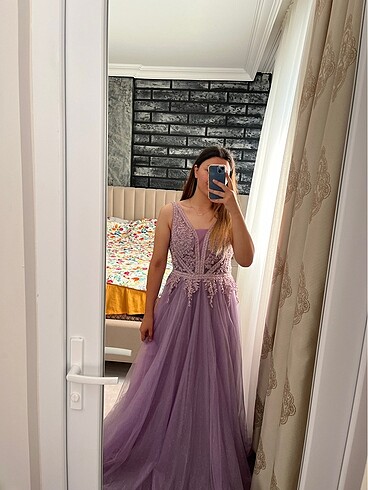 Lila abiye