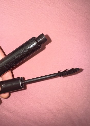 Dior Siyah Maskara - Görsel 3