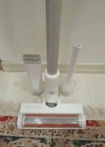  Beden XİAOMİ ŞARJLI DİK SÜPÜRGE SORUNSUZDUR