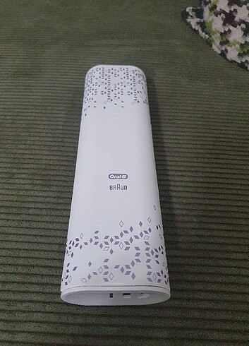 ORAL-B SEYAHAT KABI VE ŞARJ KUTUSU 