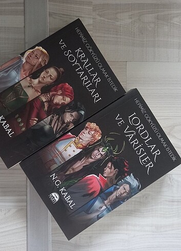 Lordlar ve Varisler / Krallar ve Soytarıları