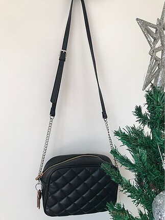 Stradivarius çanta