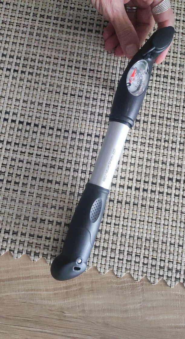 Tchibo Mini bisiklet pompası - Görsel 4