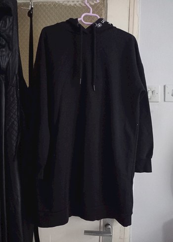 Zara Siyah Yüksek Yakalı Salaş Midi Sweatshirt