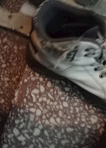 Gri Bağcıklı Erkek Çocuk Botları - Görsel 2