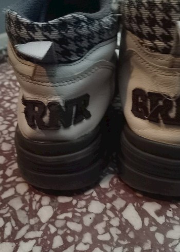 Gri Bağcıklı Erkek Çocuk Botları - Görsel 3