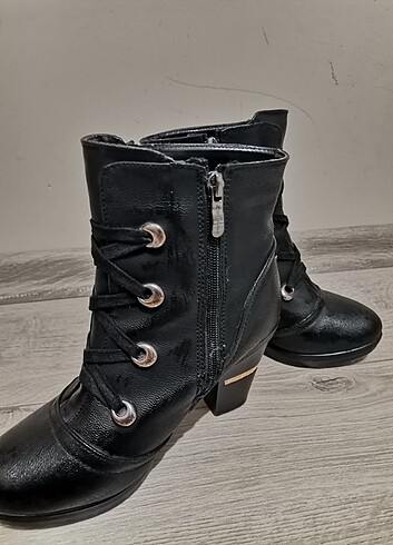 37 Beden Şık Bot