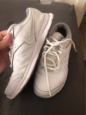 38 Beden beyaz Renk Nike orjinal spor ayakkabı