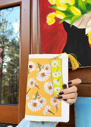 Pastel Sarı Papatya Desenli kitap kılıfı - Görsel 2