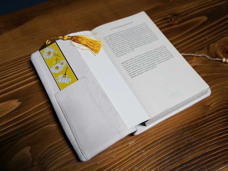 Pastel Sarı Papatya Desenli kitap kılıfı - Görsel 3