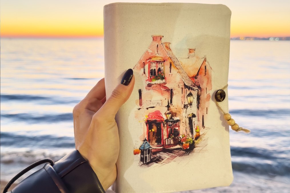 Kitap kılıfı 
Suluboya Ev Desenli kitap kılıfı - Görsel 2