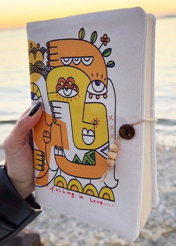 Kitap kılıfı 
Soyut Sanat Temalı Kitap Kılıfı
