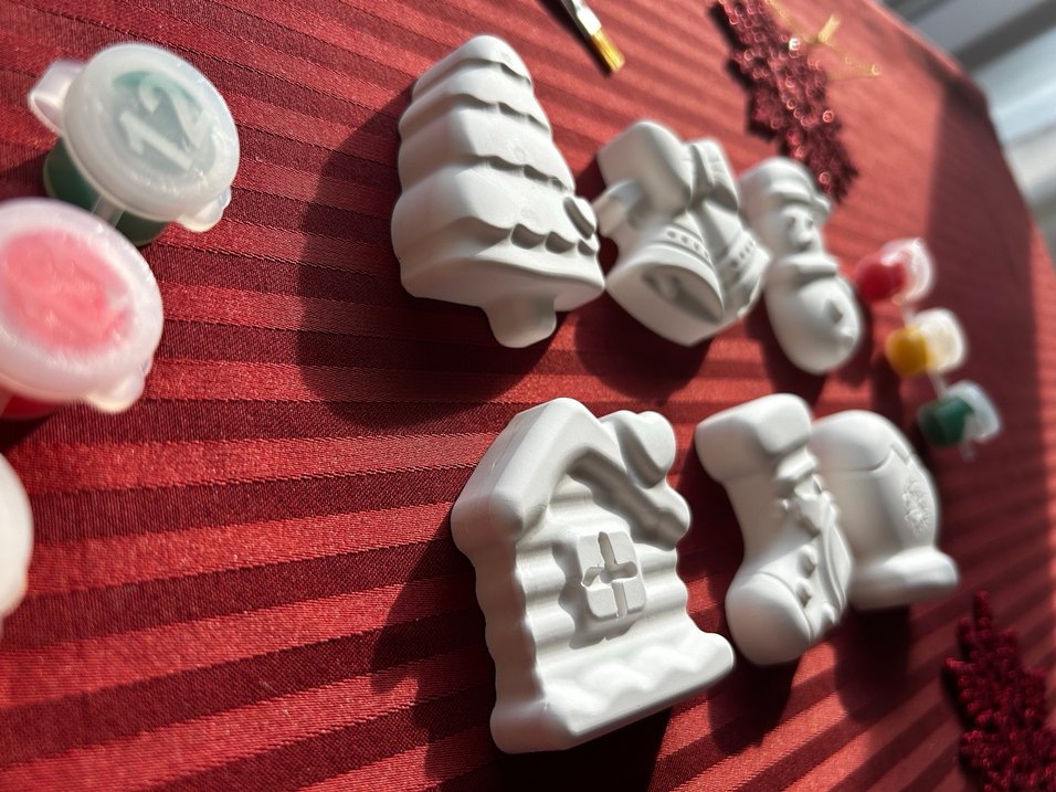 Beyaz Yılbaşı Figürleri Boyama Seti 3 set 6 figür - Görsel 3