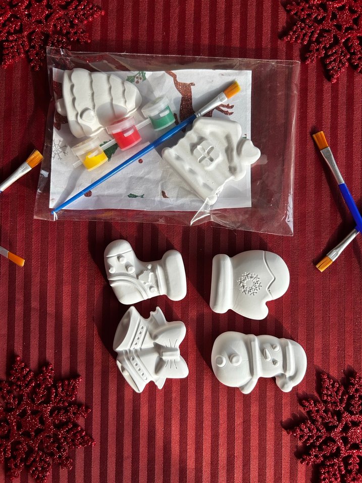 Beyaz Yılbaşı Figürleri Boyama Seti 3 set 6 figür - Görsel 4