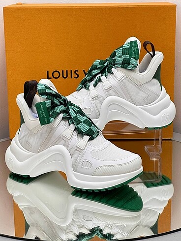 38 Beden beyaz Renk Louis Vuitton kadın spor ayakkabı