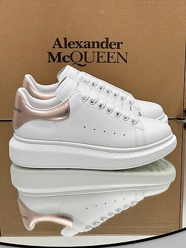 Alexander McQueen kadın ayakkabı sneaker