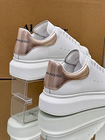 36 Beden beyaz Renk Alexander McQueen kadın ayakkabı sneaker